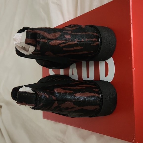 STAUD Palamino Platform Chelsea Ankle Boots in Zebra 7 - Picture 3 of 6